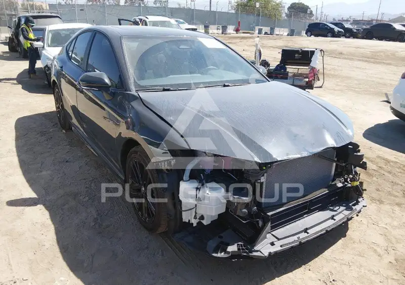 2025 Toyota CAMRY фото