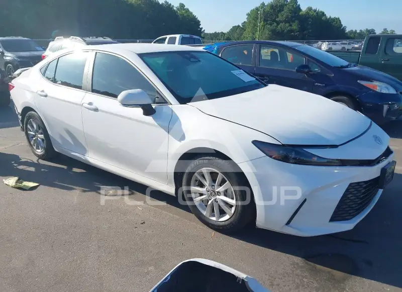 2025 Toyota CAMRY фото