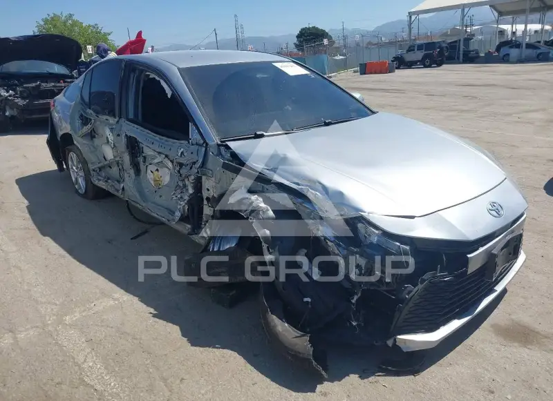 2025 Toyota CAMRY фото