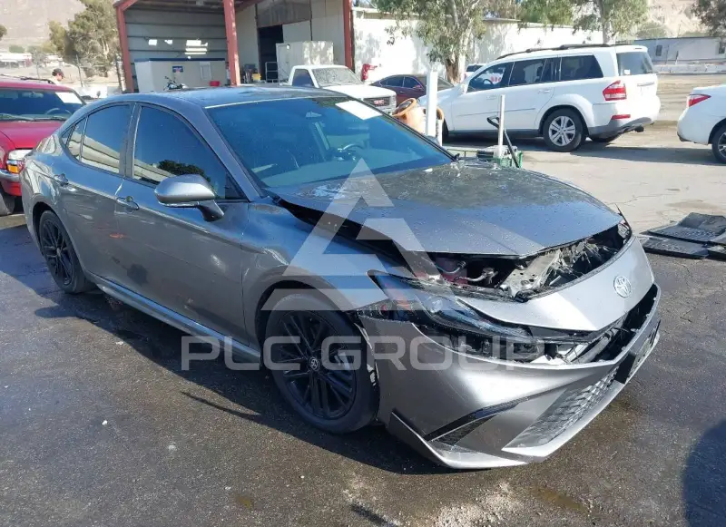 2025 Toyota CAMRY фото