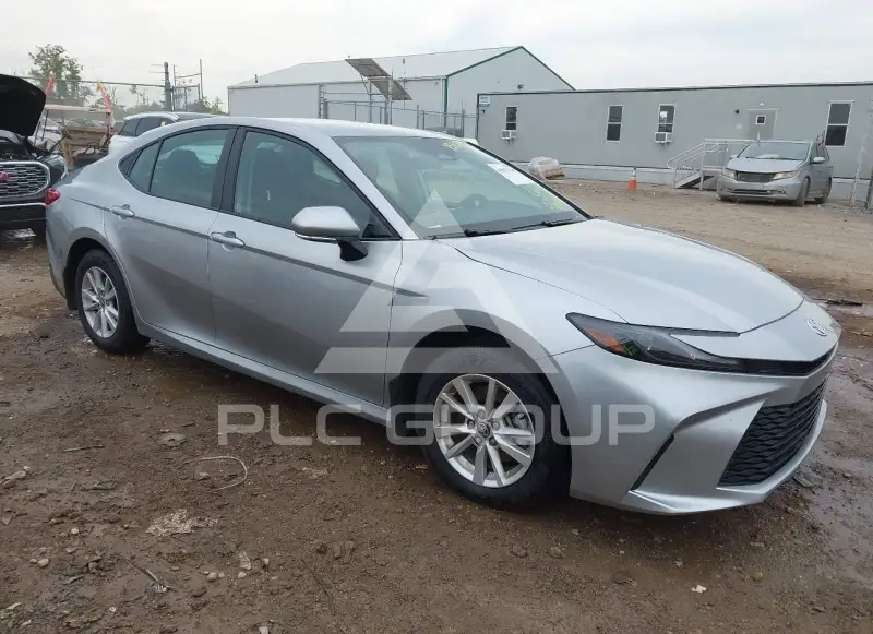 2025 Toyota CAMRY фото