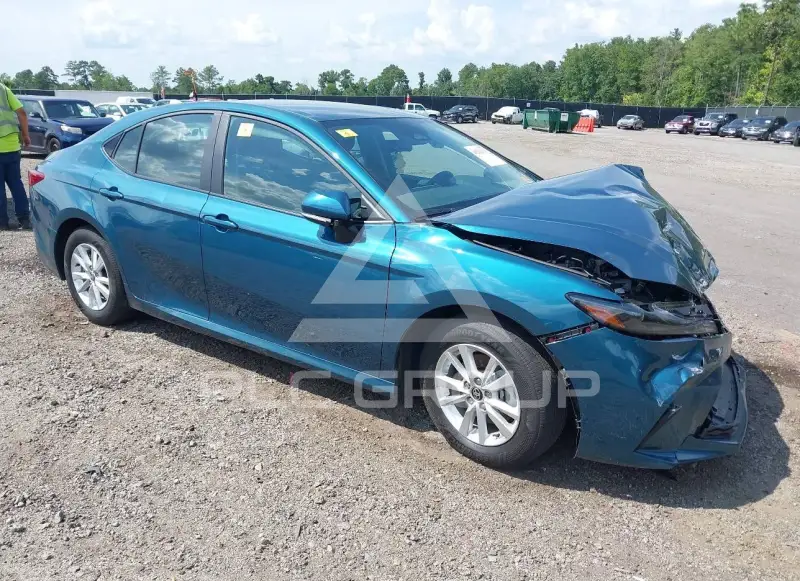 2025 Toyota CAMRY фото