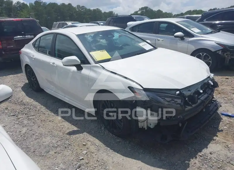 2025 Toyota CAMRY фото