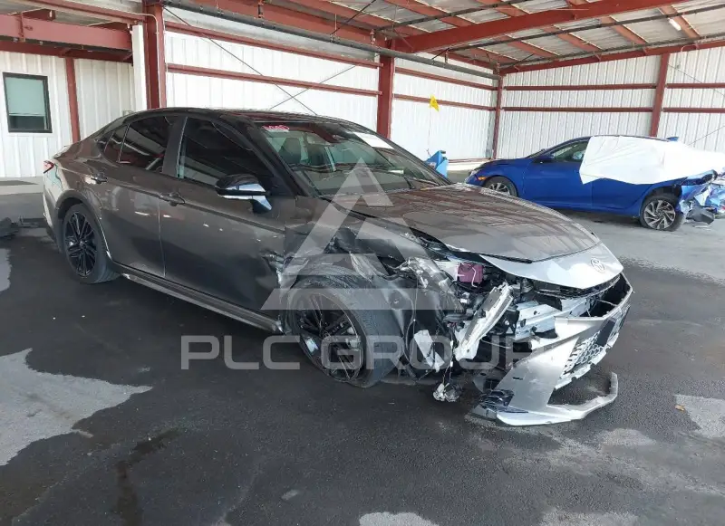 2025 Toyota CAMRY фото