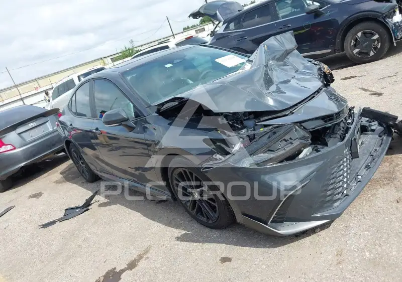 2025 Toyota CAMRY фото