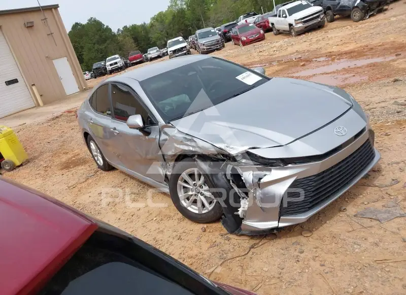 2025 Toyota CAMRY фото