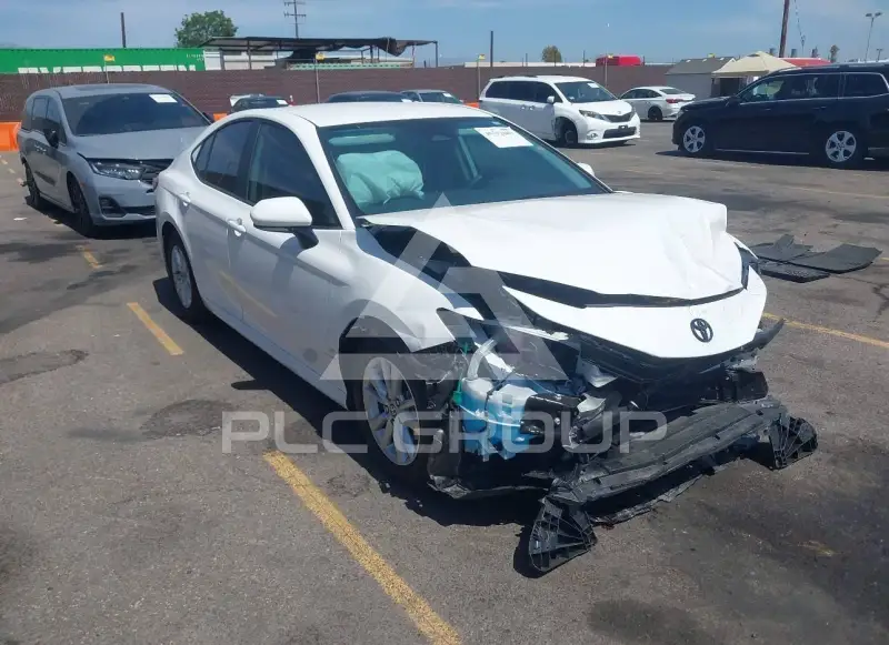2025 Toyota CAMRY фото