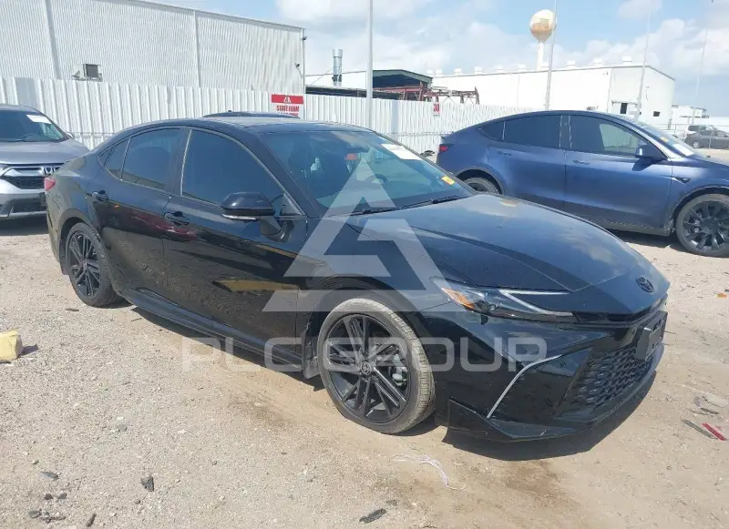 2025 Toyota CAMRY photo