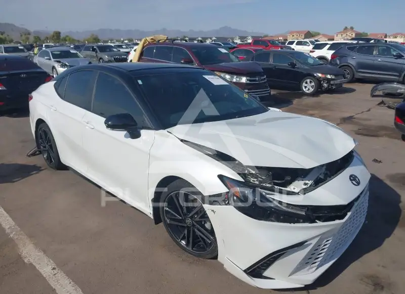 2025 Toyota CAMRY фото