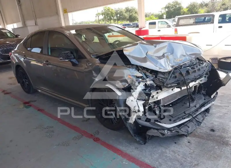 2025 Toyota CAMRY фото