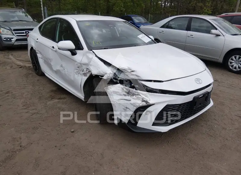 2025 Toyota CAMRY фото