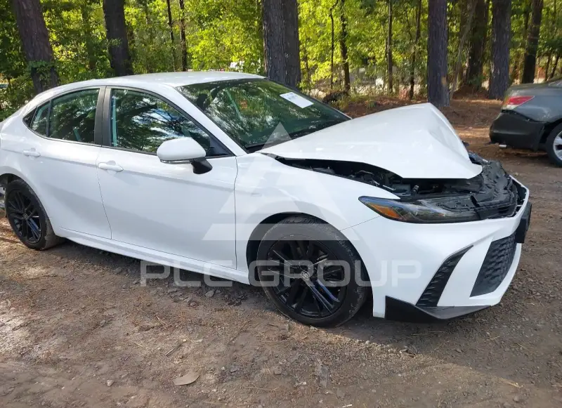 2025 Toyota CAMRY фото
