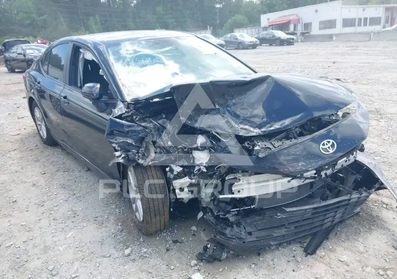 2025 Toyota CAMRY фото