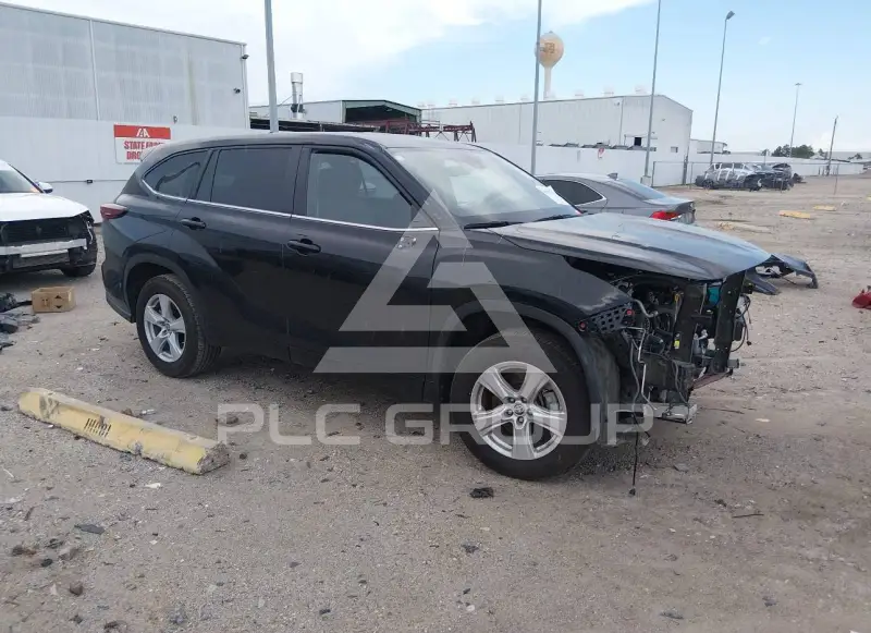 2025 Toyota Highlander photo