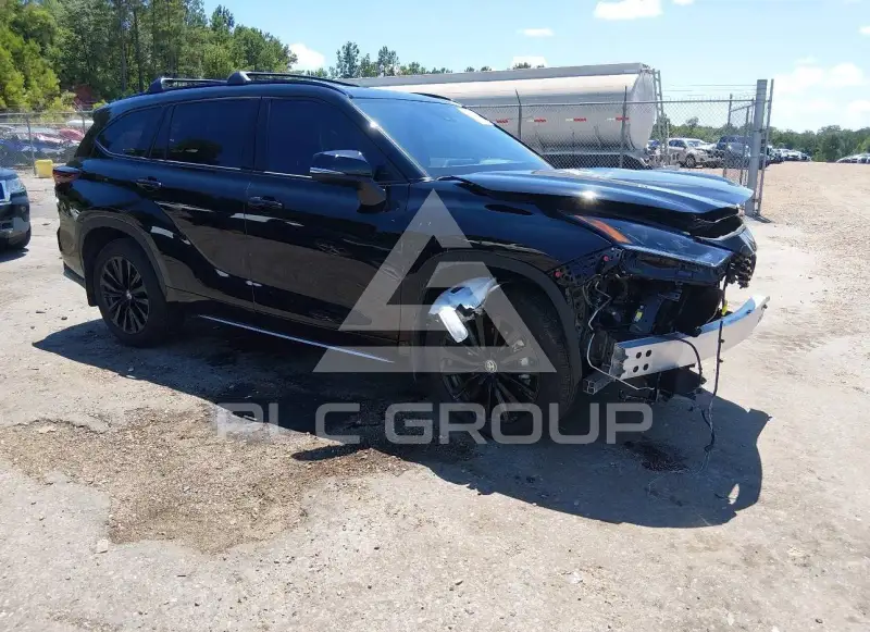 2025 Toyota Highlander photo
