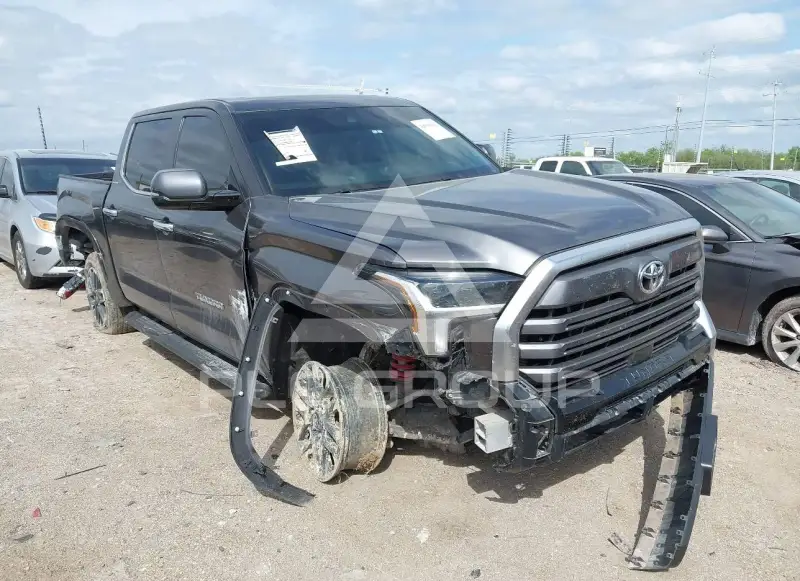 2025 Toyota TUNDRA фото