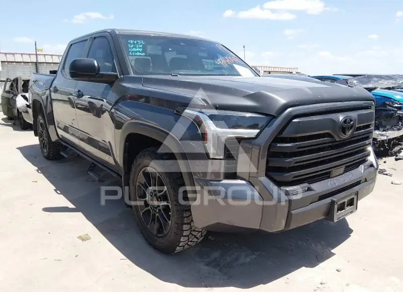 2025 Toyota TUNDRA фото