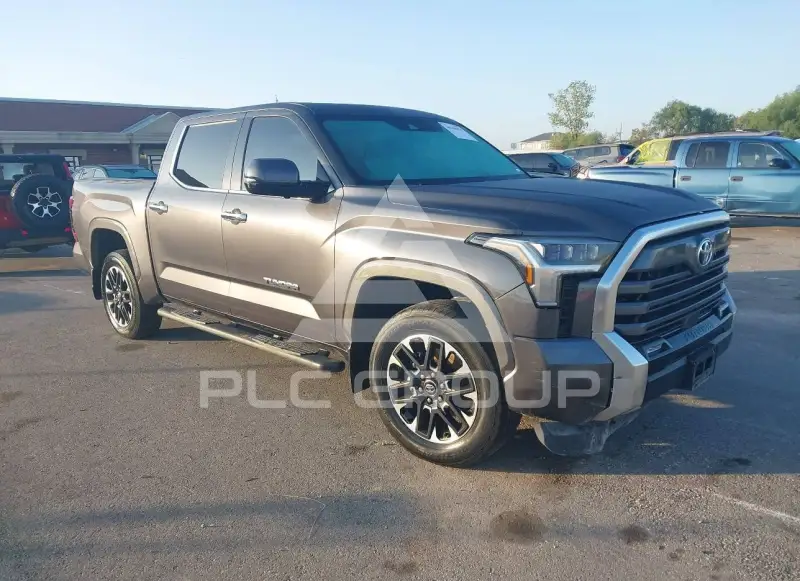 2025 Toyota TUNDRA фото