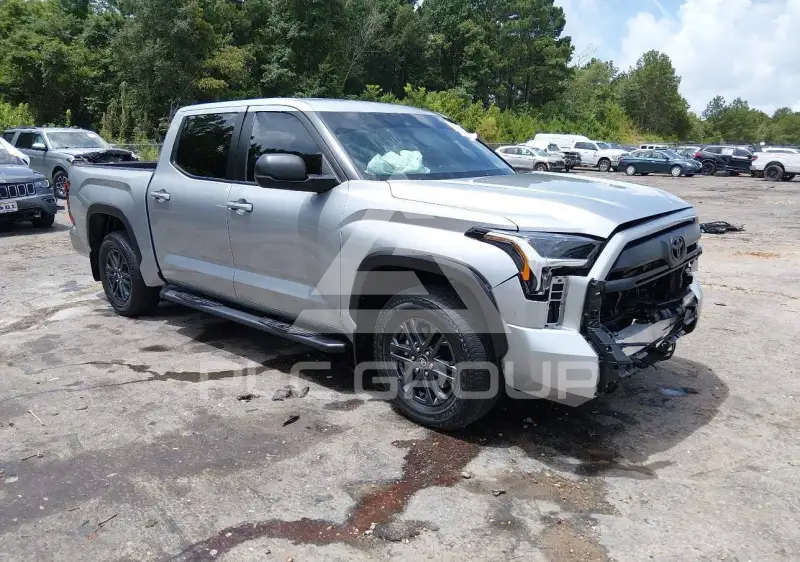 2025 Toyota TUNDRA фото