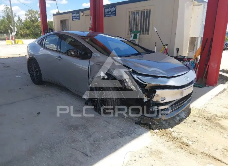 2025 Toyota PRIUS фото