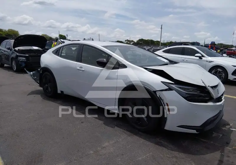 2025 Toyota PRIUS фото