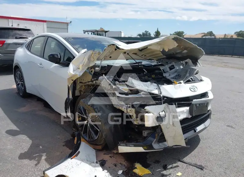 2025 Toyota PRIUS фото