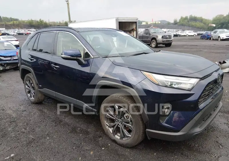 2025 Toyota RAV4 фото