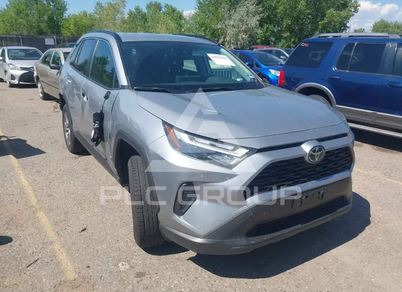 2025 Toyota RAV4 photo