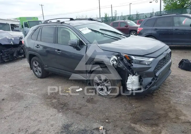 2025 Toyota RAV4 фото