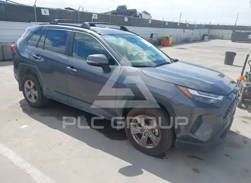 2025 Toyota RAV4 фото