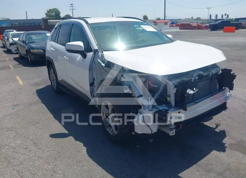 2025 Toyota RAV4 фото