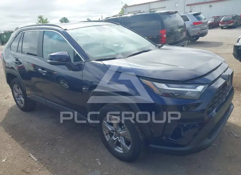2025 Toyota RAV4 фото