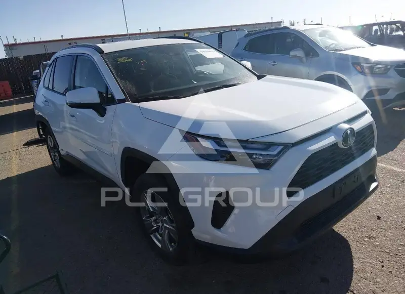 2025 Toyota RAV4 фото