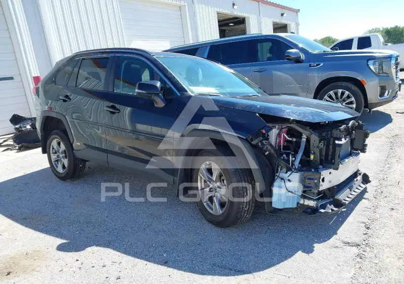 2025 Toyota RAV4 фото