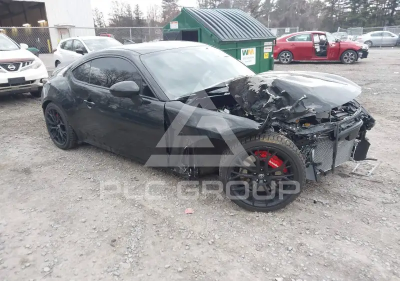 2025 Toyota GR 86 фото