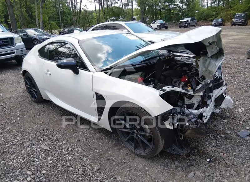 2025 Toyota GR 86 photo