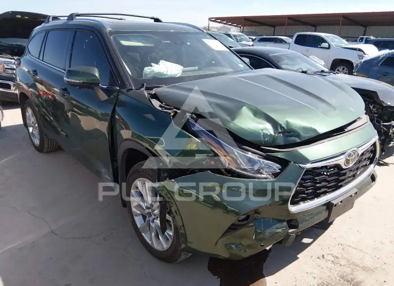 2025 Toyota Highlander фото