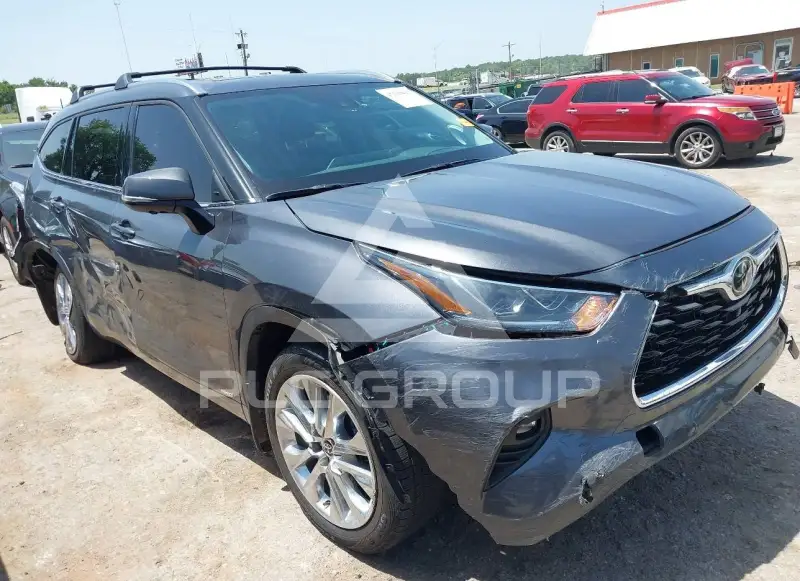 2025 Toyota Highlander фото