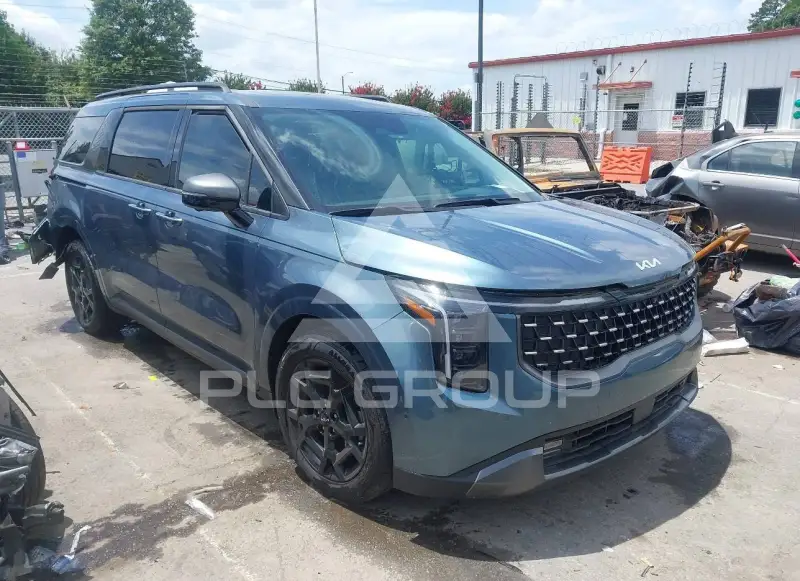 2025 KIA Carnival фото