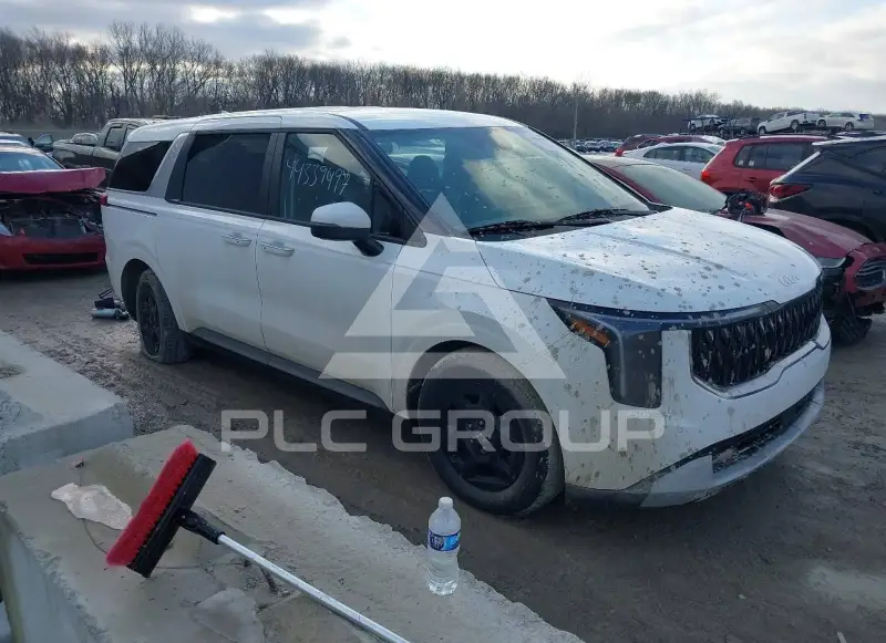 2025 KIA Carnival photo