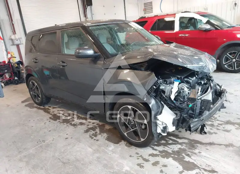 2025 KIA Soul фото