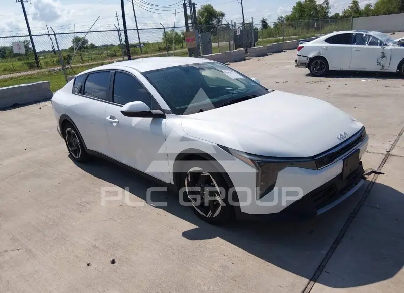 2025 KIA K4 photo