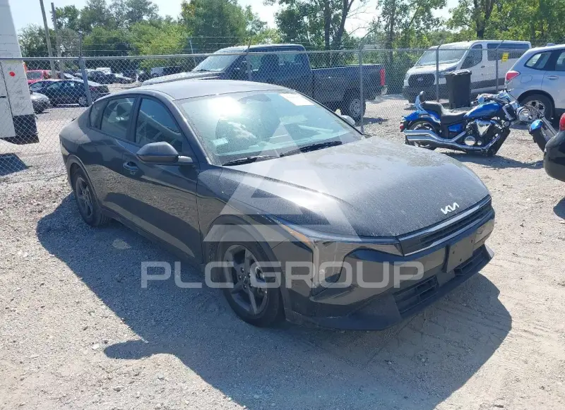 2025 KIA K4 фото