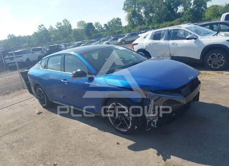 2025 KIA K4 фото
