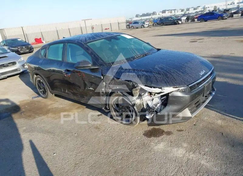 2025 KIA K4 фото