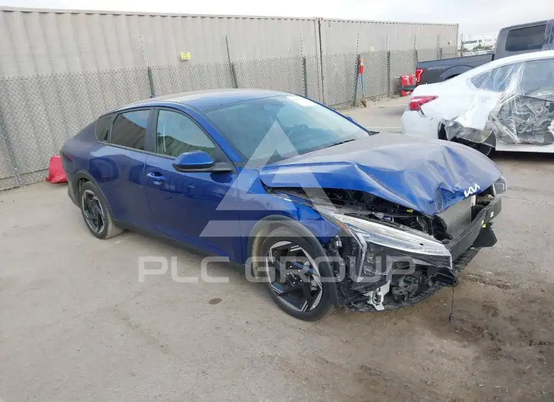 2025 KIA K4 фото