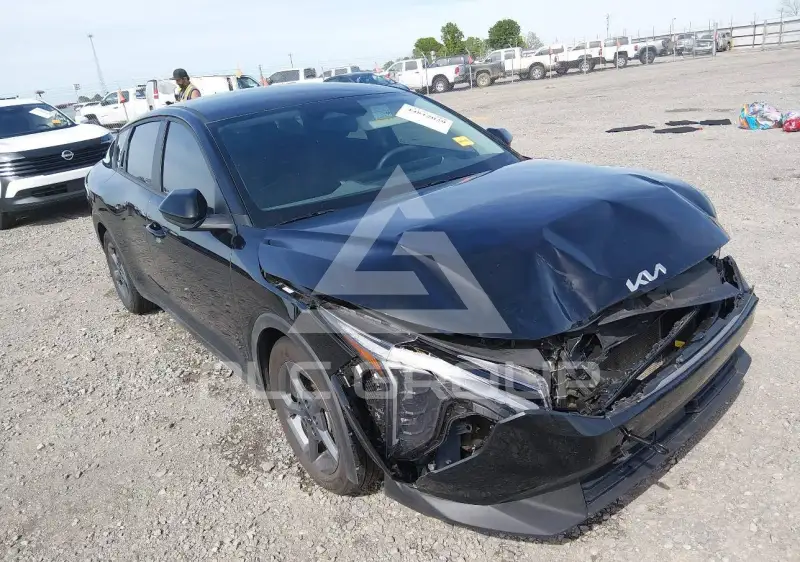 2025 KIA K4 фото