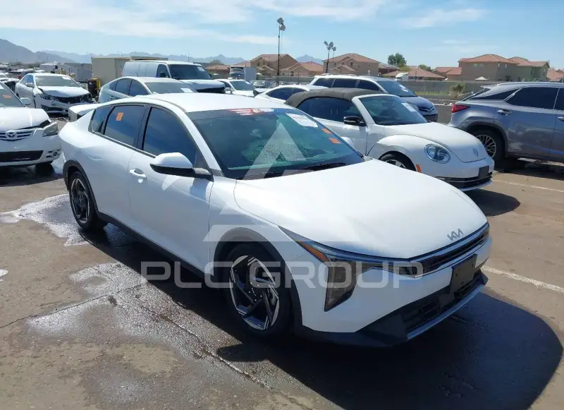 2025 KIA K4 photo