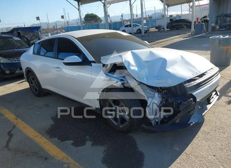 2025 KIA K4 фото