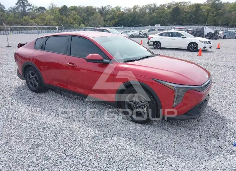2025 KIA K4 фото